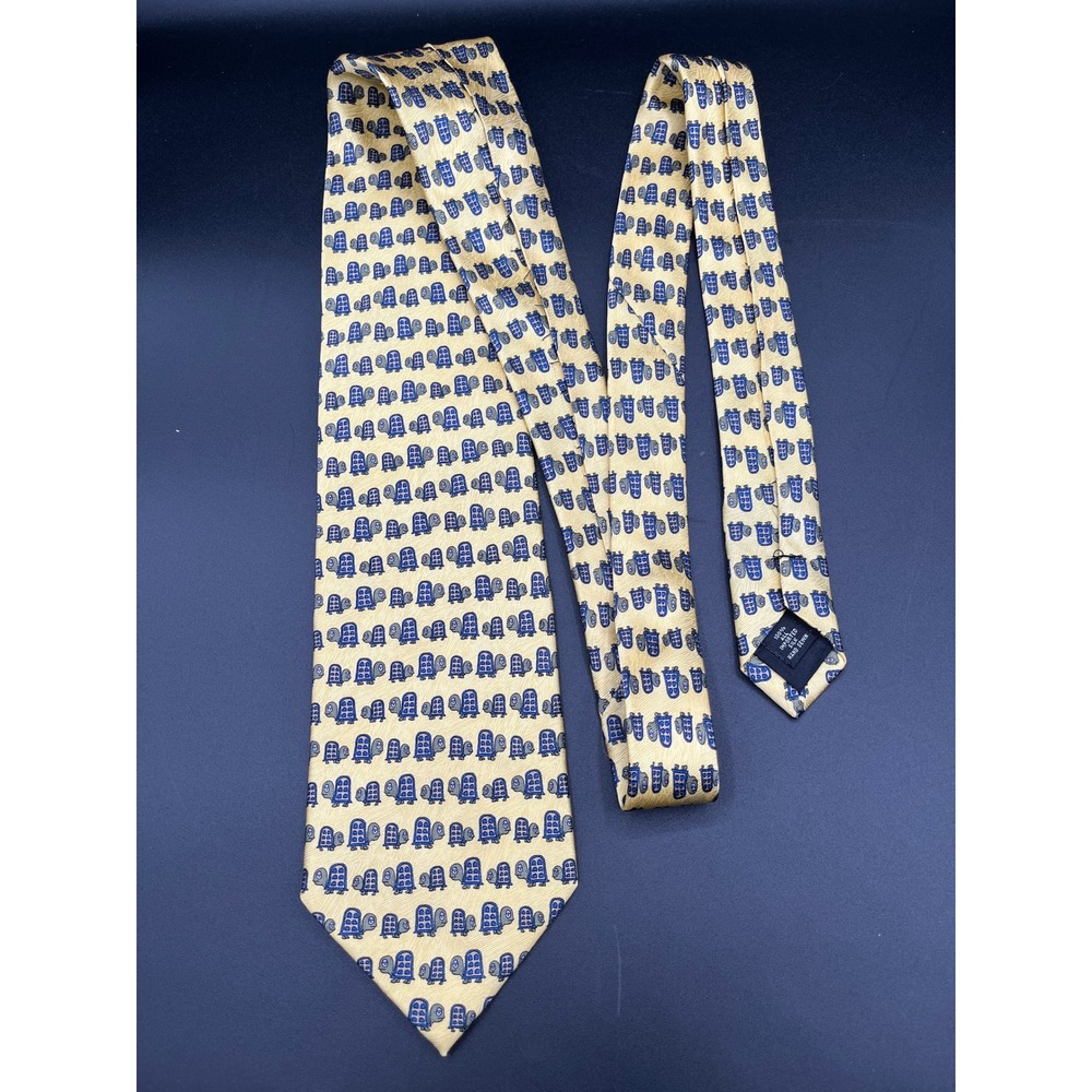 Jos A Bank Turtle Miracle Collection Yellow Blue Green‎ Mens Neck Tie 100% Silk